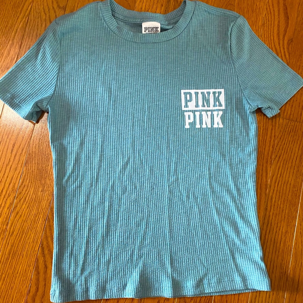 Pink tee shirt size xs